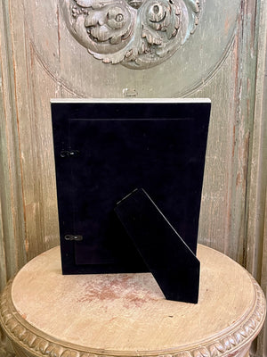 Embossed Flower Frame