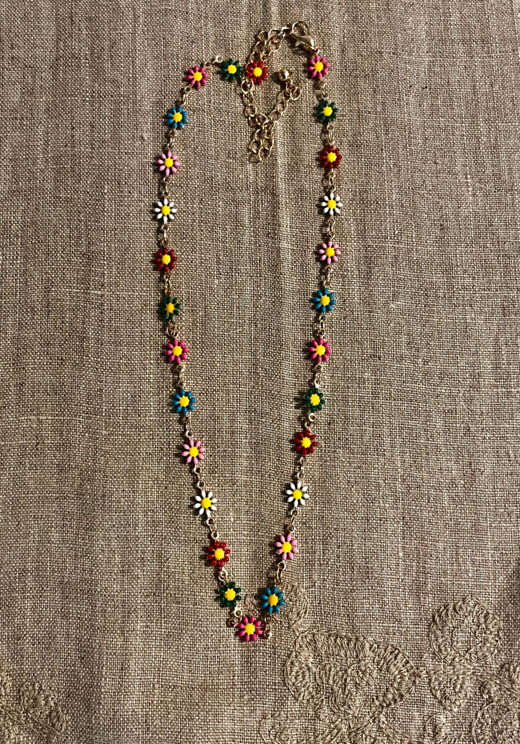Bright Daisy Field Necklace