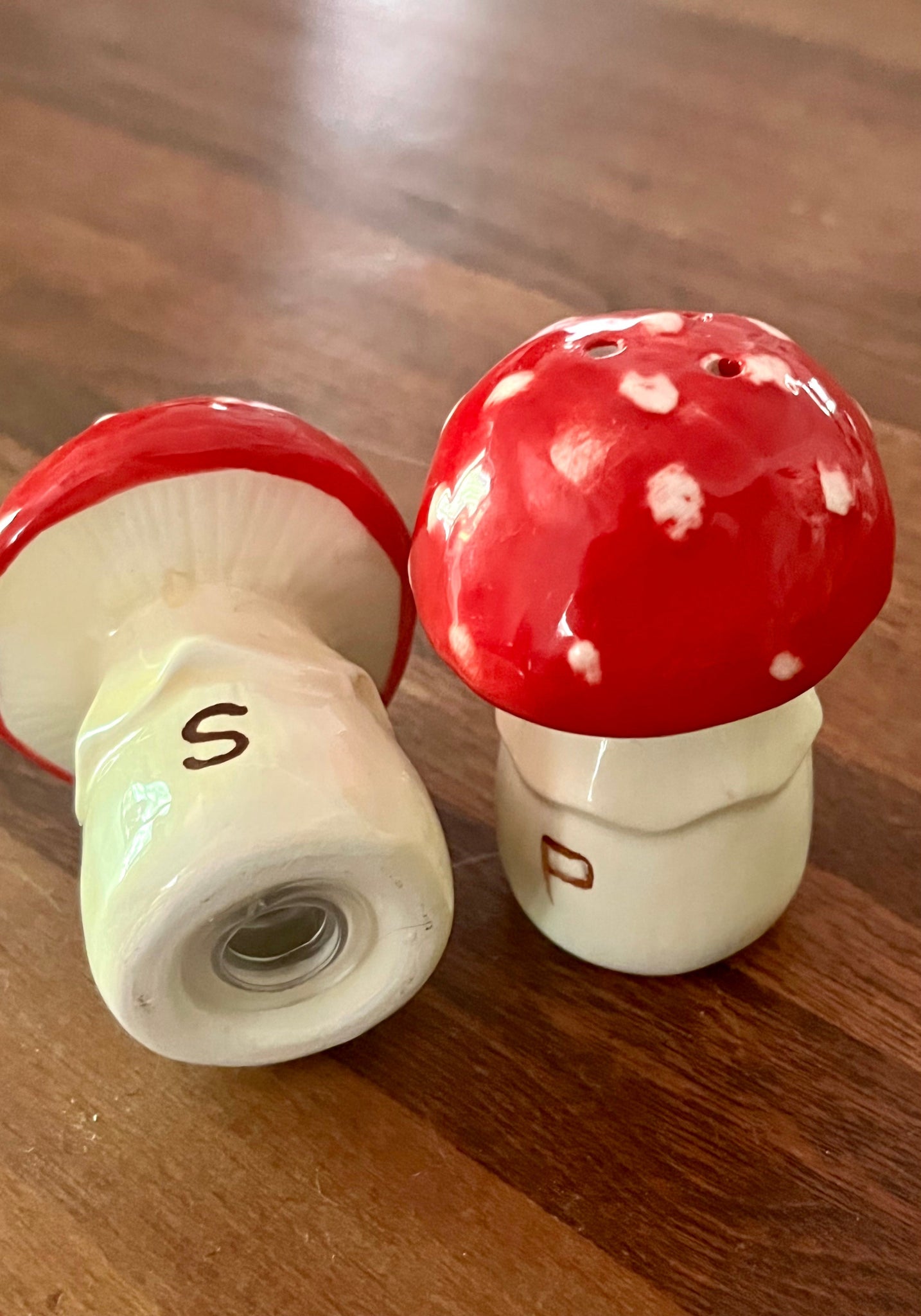 Mushroom Salt and Pepper Shakers