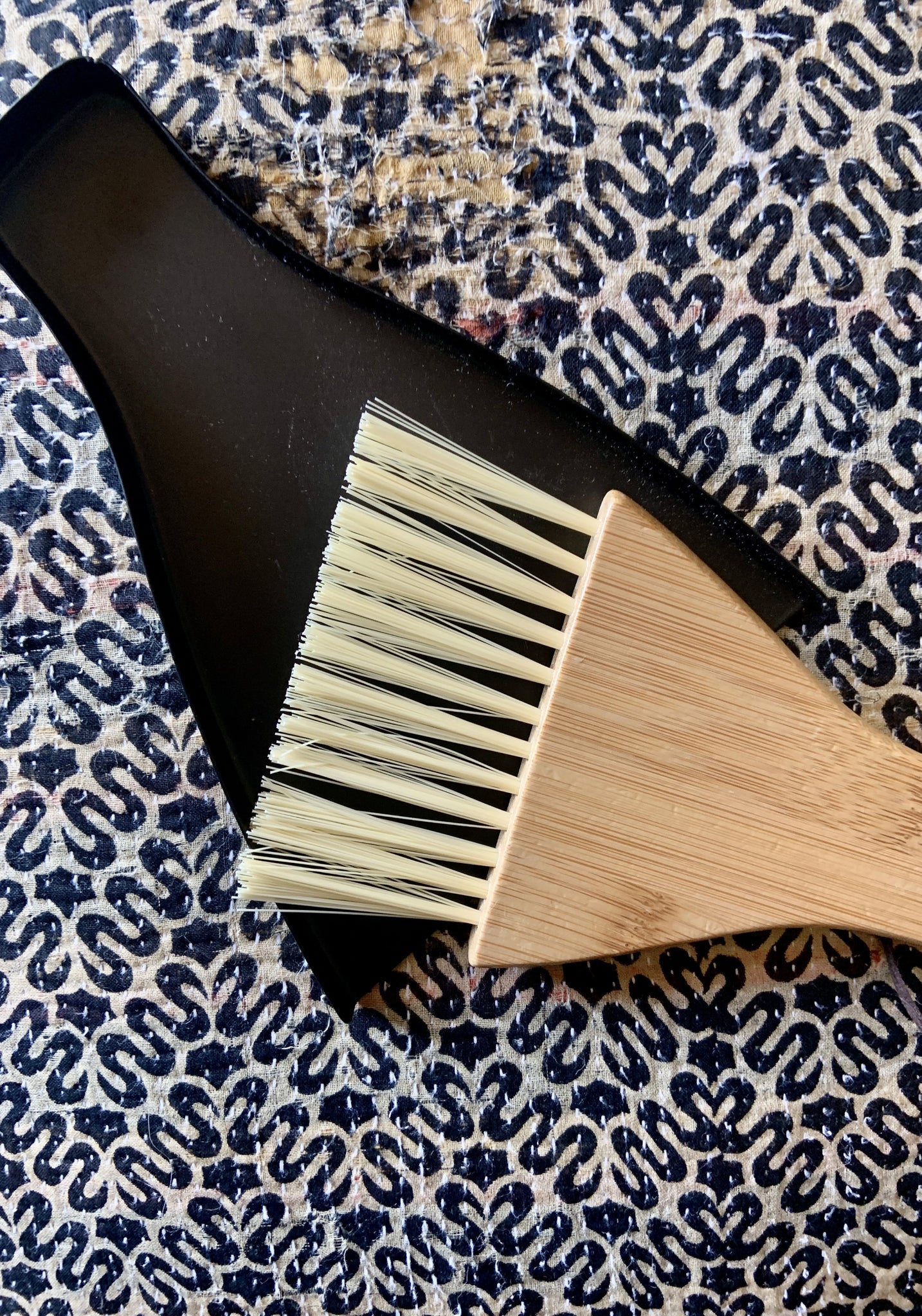 Small Brush with Dustpan