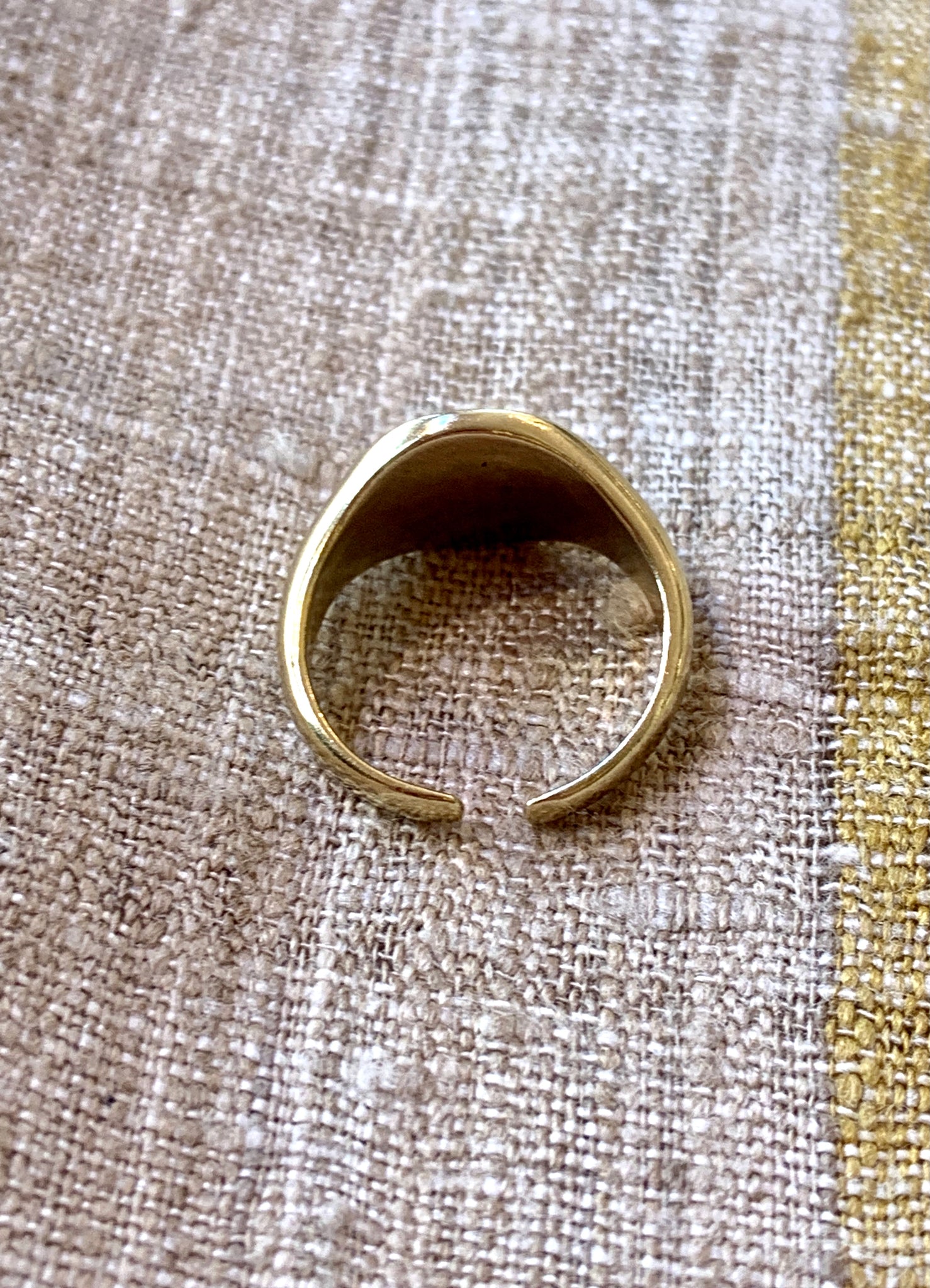 Classic Signet Ring